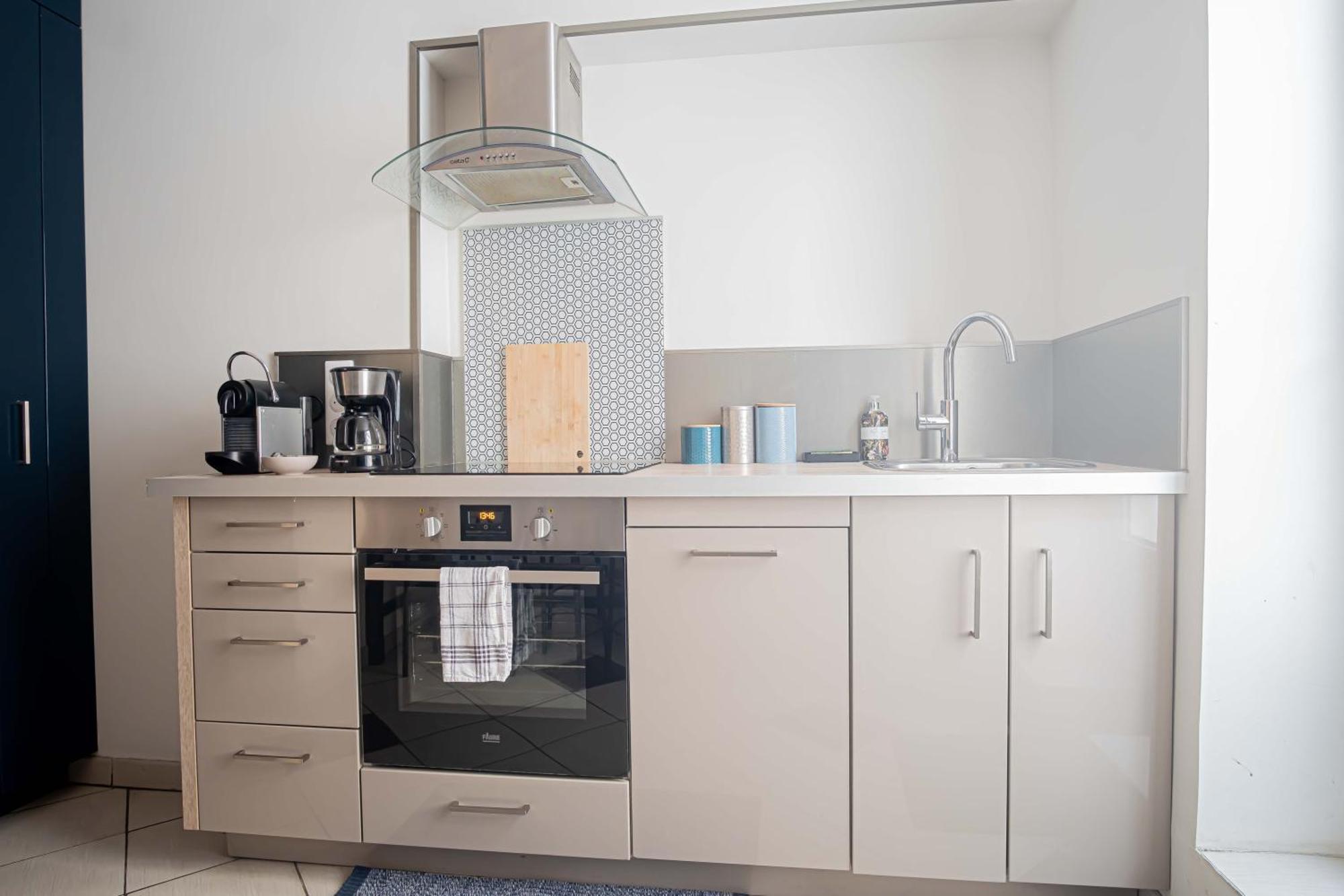 Triplex Cathedrale Parking Gratuit Apartment Reims Exterior photo