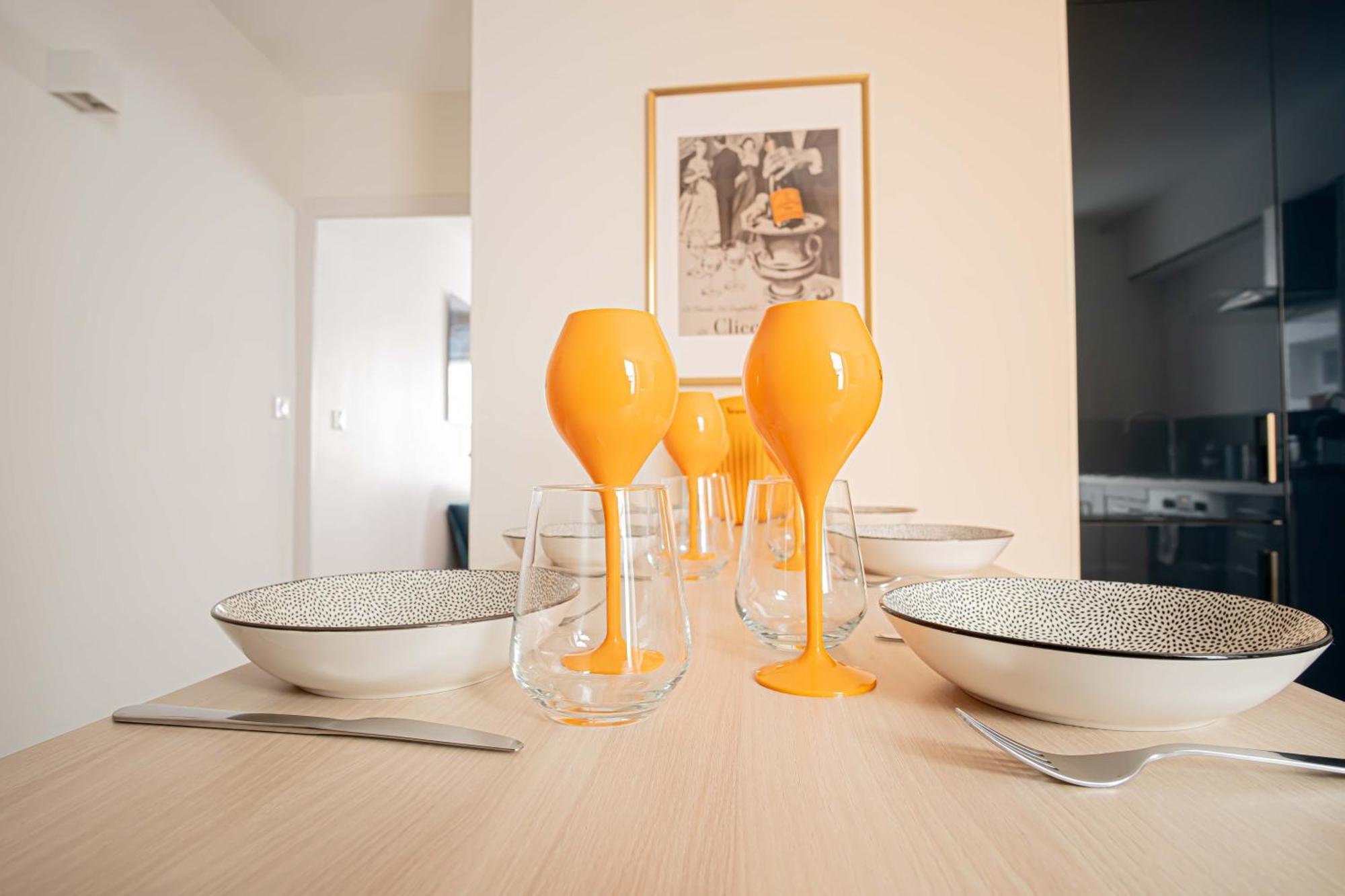 Triplex Cathedrale Parking Gratuit Apartment Reims Exterior photo